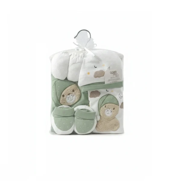 ست 7 تکه بیمارستانی نوزاد گود مارک، یک مجموعه کامل شامل سرهمی، دورپیچ و اکسسوری‌های ضروری کد 06